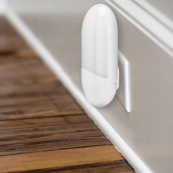 Natlys med lyssensor til LED-stik