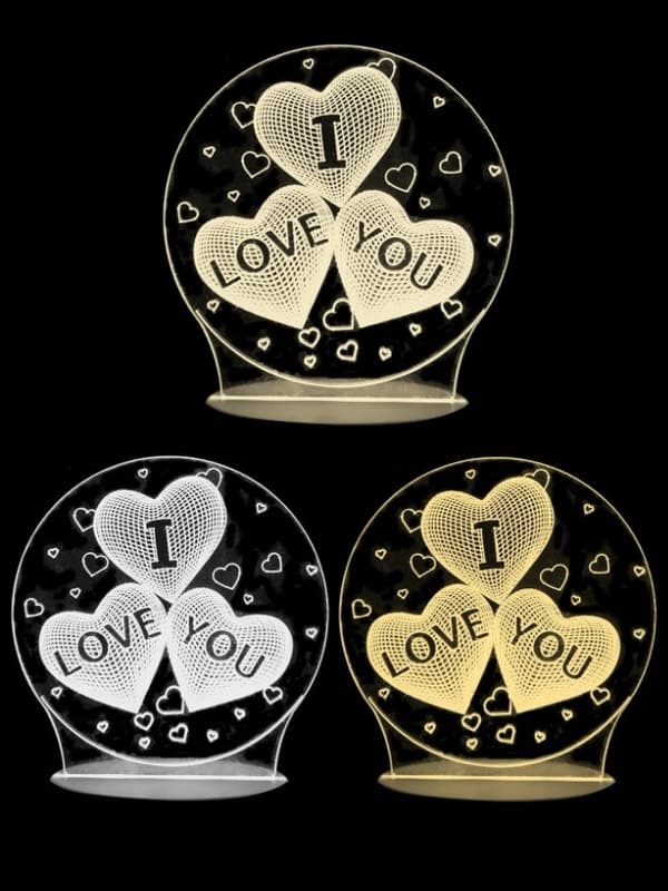En lille gave til VALENTINE'S DAY 3D-lampen med inskriptionen I LOVE YOU på USB 3 MODES