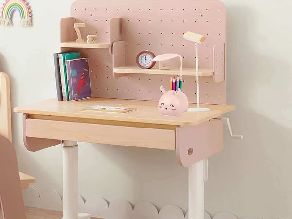 LED bordlampe med organisering