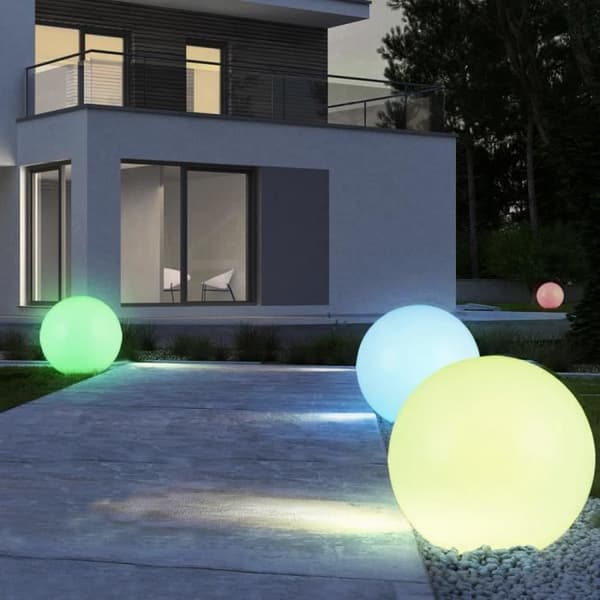 Utomhus LED solcellslampa på färgglad stativ 30x30x63cm GB167