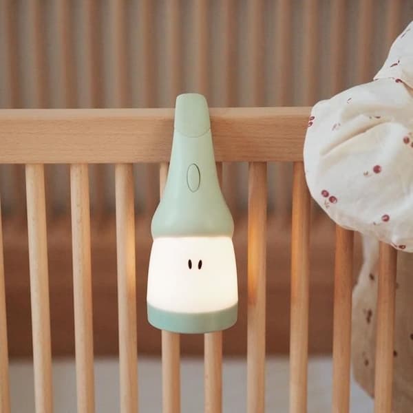 BEABA Nattlampa och ficklampa 2 i 1, bärbar, USB-uppladdningsbar, lång batteritid 90 timmar, Sage Green
