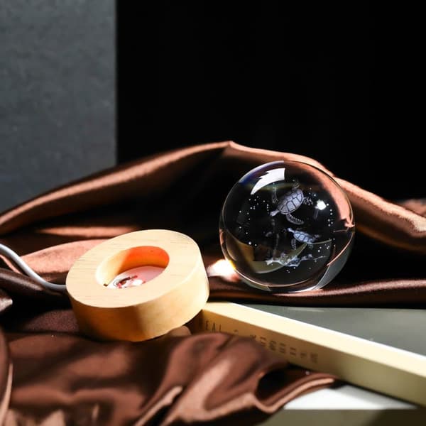 OBOSOE 3D 8mm Turtle Crystal Ball Naisten lahjat lämpimällä valolla. Kilpikonnahahmo, lasieläin dek.,kissahahmo,tilataide. Syntymäpäivälahja ystäville