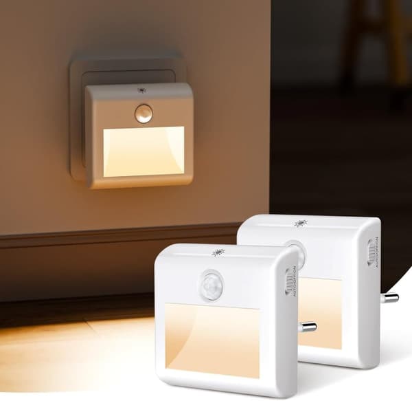 OBOSOE 2-Pack LED-yövalo liiketunnistimella ja päivänvalotunnistimella – himmennettävä, automaattinen päälle/pois, lämmin valkoinen