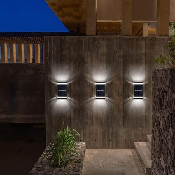 OBOSOE 2PCS Solar Night Fence Lights LED-väggbelysning,IP65 Vattentät sol trädgårdsljus,Gårdsdekorativa ljus