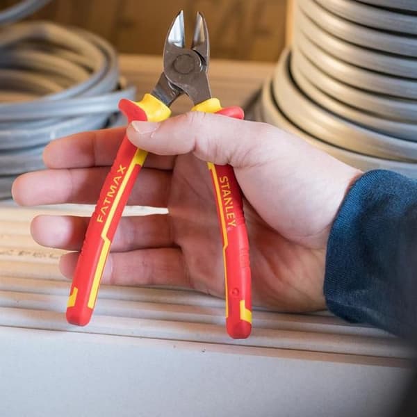 STANLEY diagonal skärtång - 0-84-003 - 180 mm - 1000V isolerad