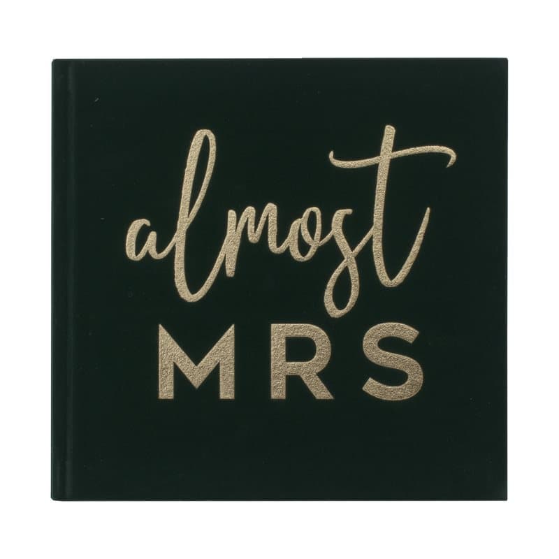 Gästbok "almost MRS" i grön sammet