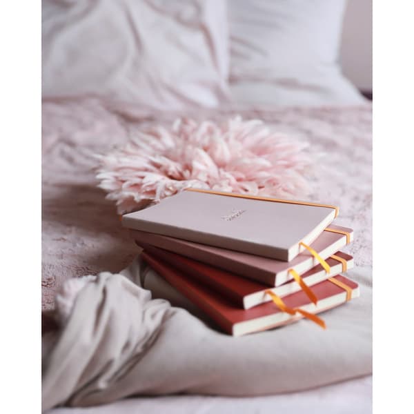 Notatbok Soft A5 Rose Linjert Rhodiarama