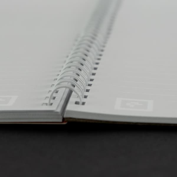 Whitelines Revelations Notatblokk A4 Linjert