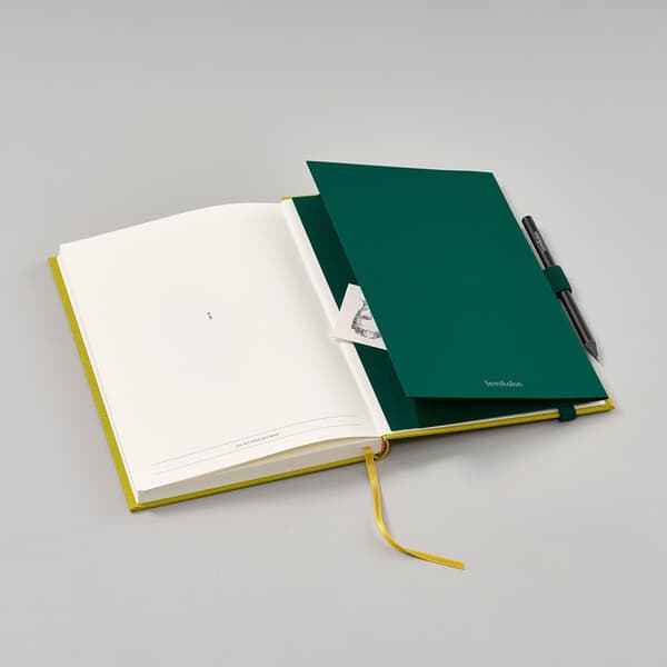 Oppbevaringslomme med elastisk bånd og pennholder - Patch Pocket Forest Green Semikolon