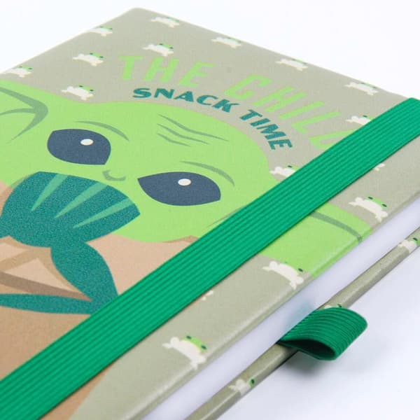 Stars Wars The Mandalorian Yoda Child A5 faux-leather notebook