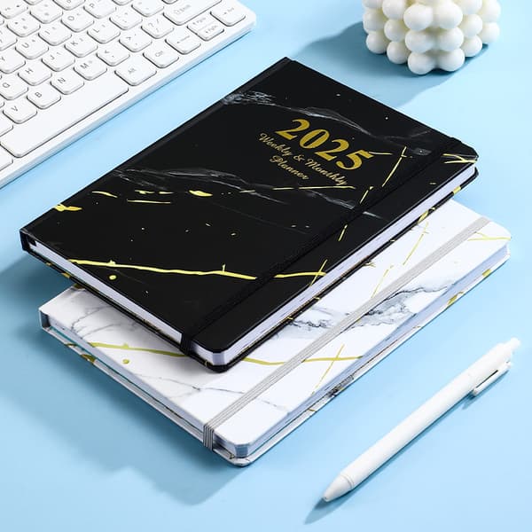 INF 2025 Marble Diary - Elastisk lukking - A5 størrelse
