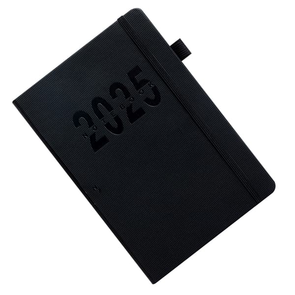 INF 2025 Daily Planner - A5 sort foret notesbog med rem (180 ark)