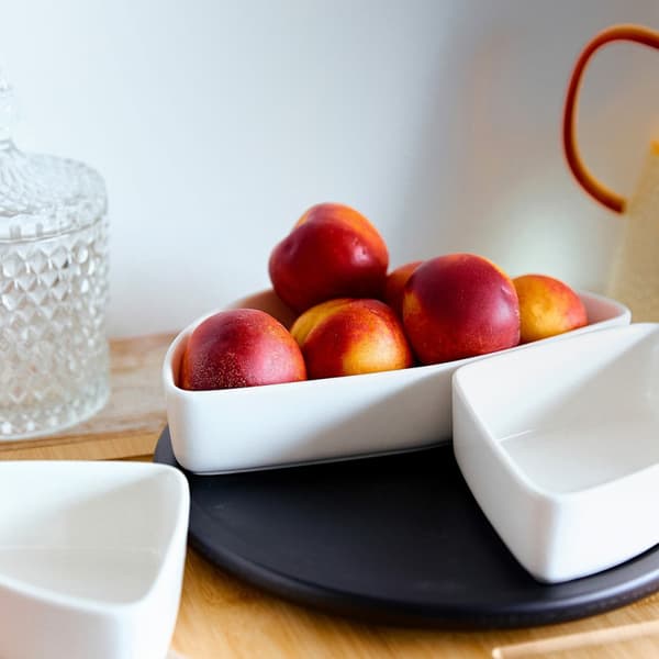 Tallrik | FELKO | med vita koppar | 24 cm | 850788