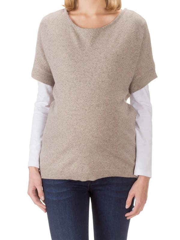 Damebluse med korte ærmer, beige navle, graviditet