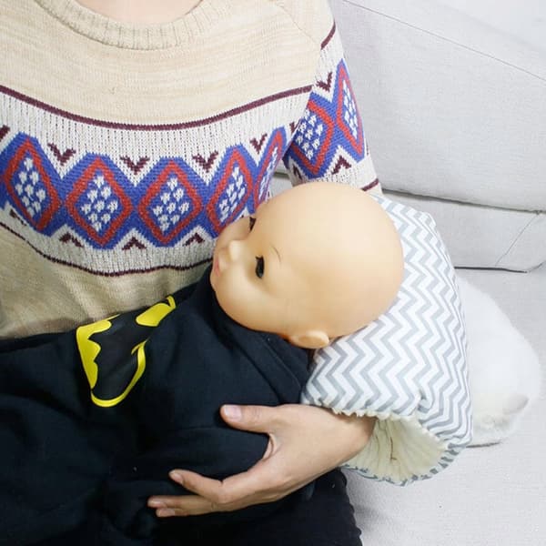 Ammepude til arm, babyhoved, blød blå