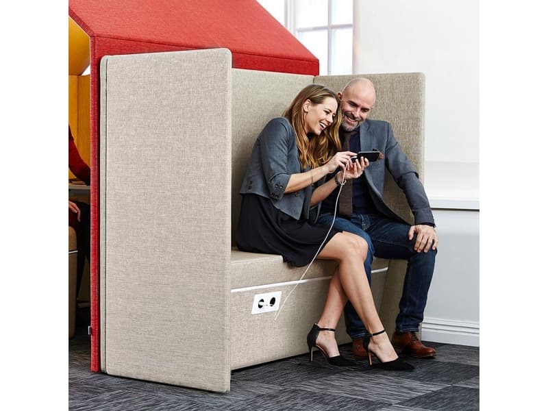 SoundBooth sofa med hvide eludtag Prisgr.4