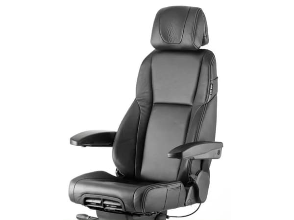 Kontorstol KAB Seating K4 Premium, White-Line Sort skind inkl. armlæn og nakkestøtte