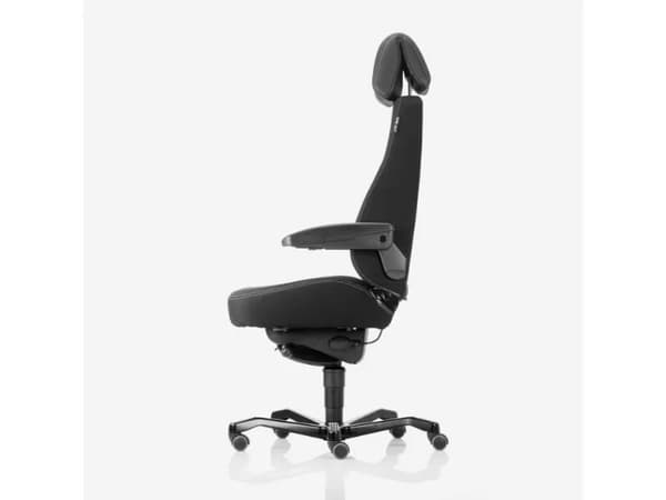 Kontorstol KAB Seating Director, White-Line Sort fighter inkl. armlæn og nakkestøtte i sort skind