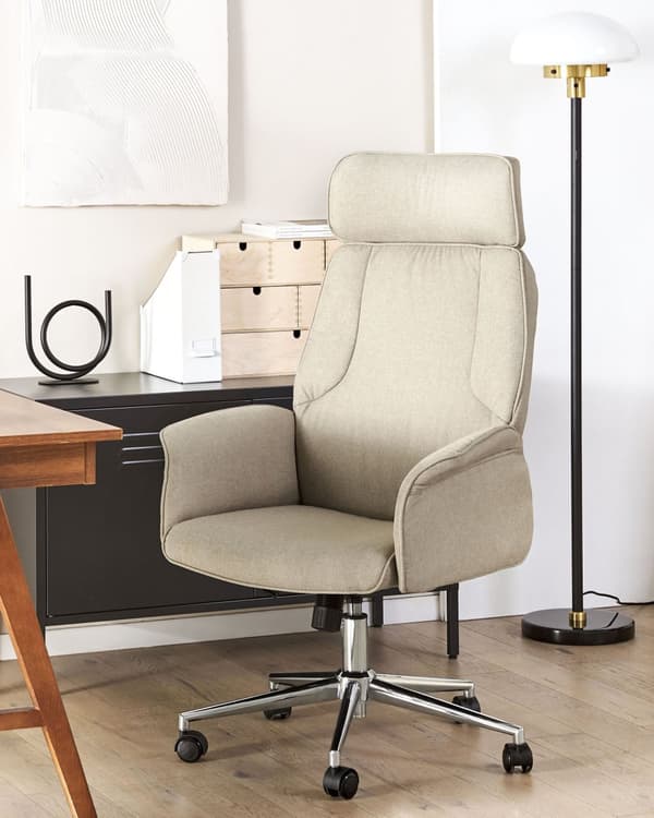 Kontorsstol Beige Tyg Svängbar Justerbar Höjd Utsvängda Armar Hjul Modern Kontor Gamingrum