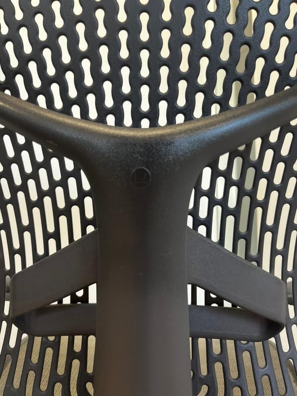 Herman Miller Mirra