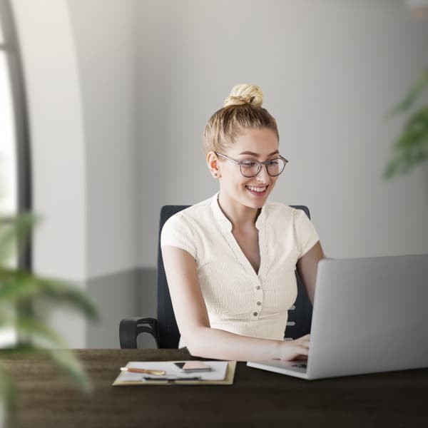 Ergonomisk kontorstol med armlæn Mesh stof grå med hjul ML design