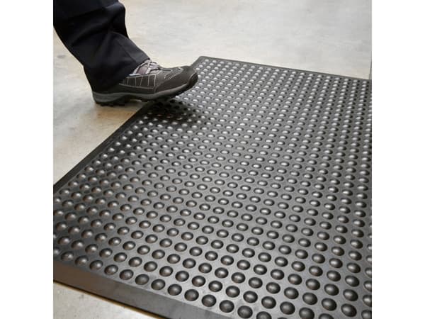 Bollmatta av naturgummi 900x1200mm