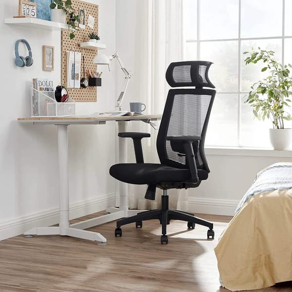 Ergonomisk kontorsstol med justerbart nackstöd