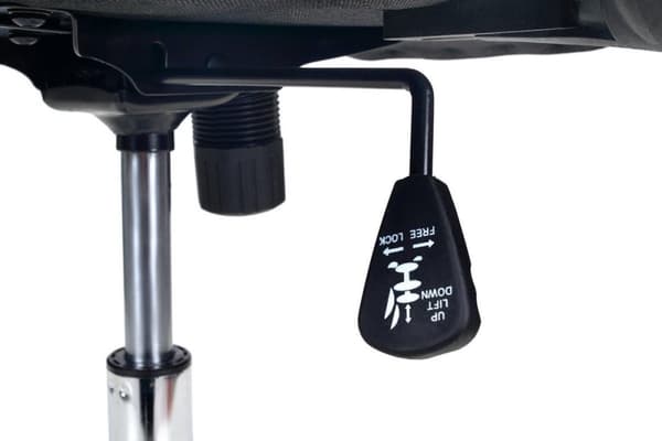 Ergonomisk Modern Kontorsstol med Kromdetaljer - Svart