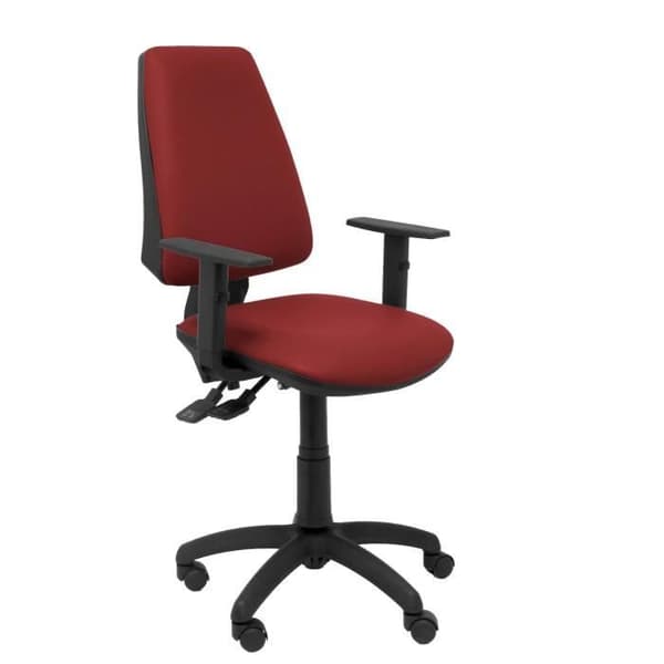 Ergonomisk kontorsfåtölj med synkromekanism och höj- och sänkbar sits och ryggstöd, klädd i liknande brunt läder
