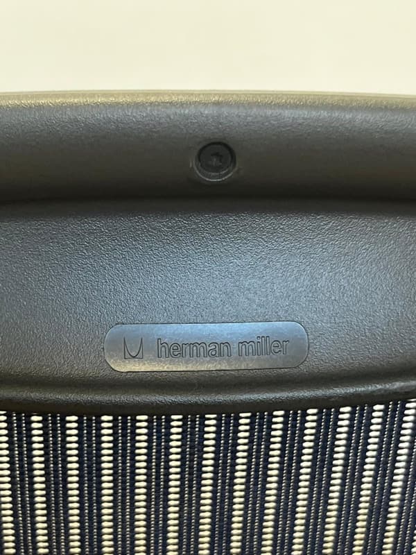 Herman Miller Aeron - Blå - ergonomisk kontorstol