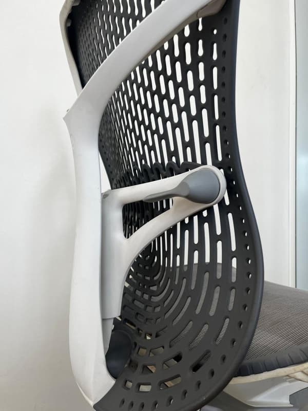 Herman Miller Mirra 2 Grey White Triflex