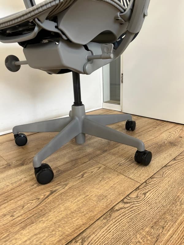 Herman Miller Mirra Grey Blue Fog