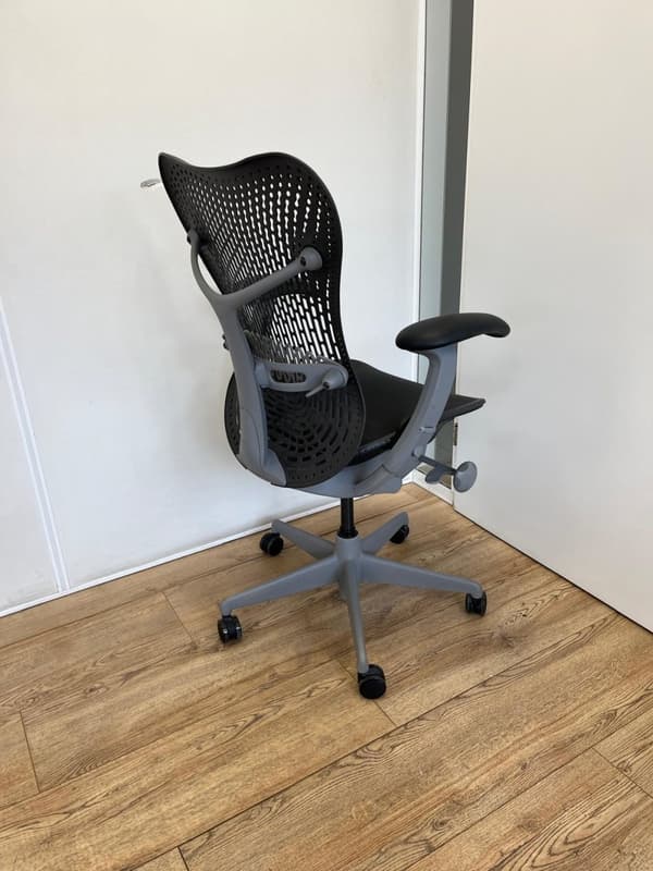 Herman Miller Mirra Grey Black