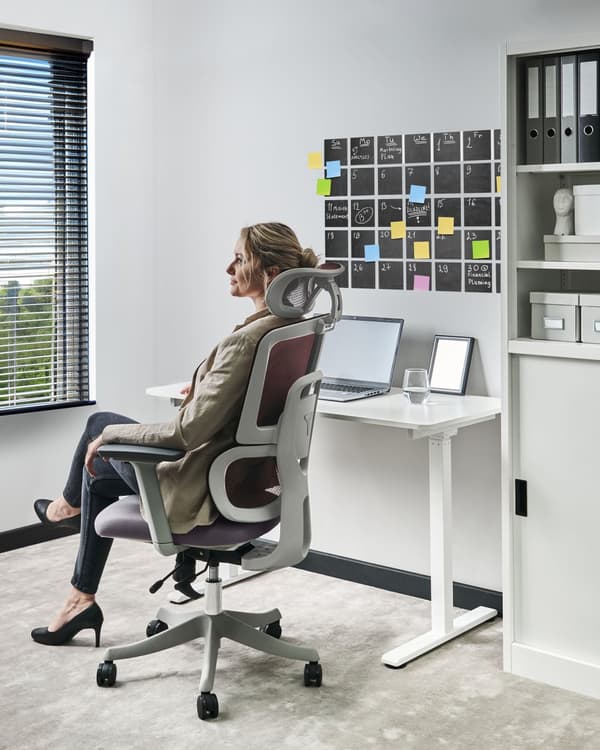 Kontorstol Mørkerød Mesh 150 kg Ergonomisk Stol til Kontor med Nakkestøtte Computerstol med Armlæn Hjemmekontorstol med Vippefunktion