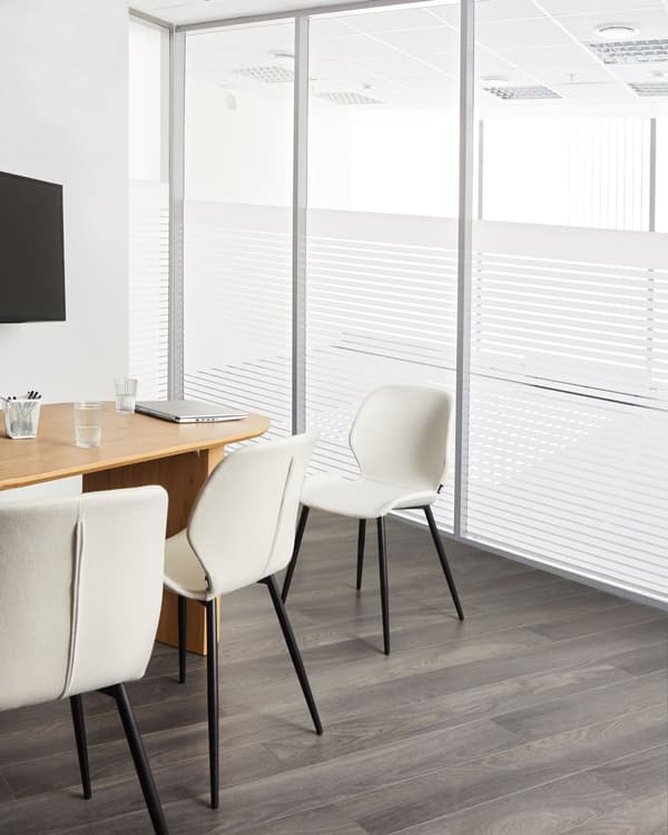 Sett med 2 Konferansestoler Lysebeige Polyester Polstring Jernben Kontormøbler Moderne