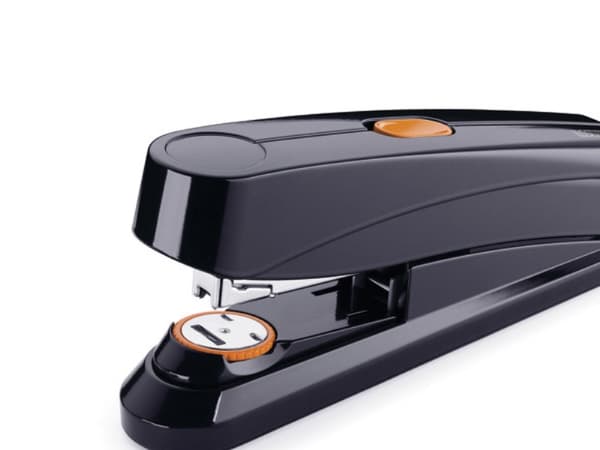 Novus B 8FC, 50 ark, Sort, 24/8 & 26/8, 6,5 cm, Trykk på knappen, 150 stifter