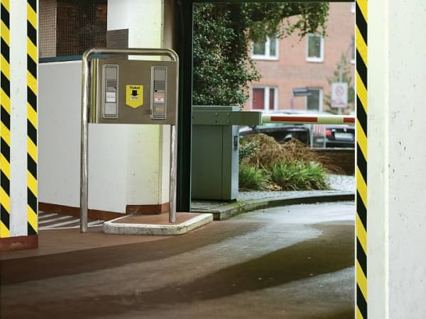 Tesa Signal Universal - Maskeringstape - 50 mm x 66 m - polypropylen - rød, hvit