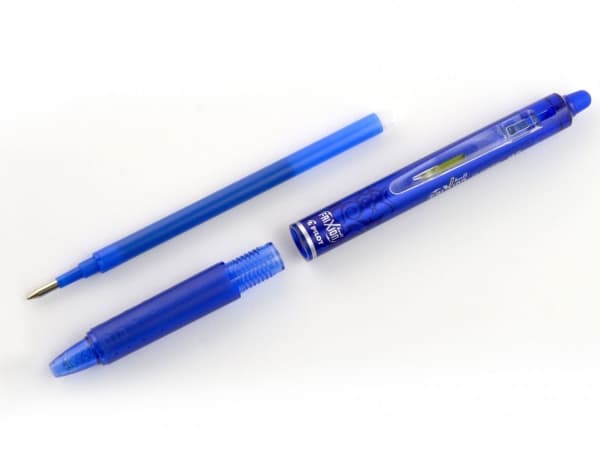 Pilot FriXion Clicker blå medium 0,7 mm - (12 stk.)
