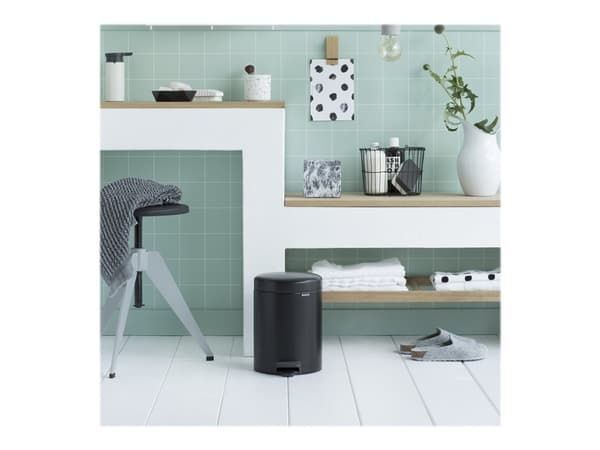 Pedalspand Brabantia Newlcon 5 ltr. stål mat sort