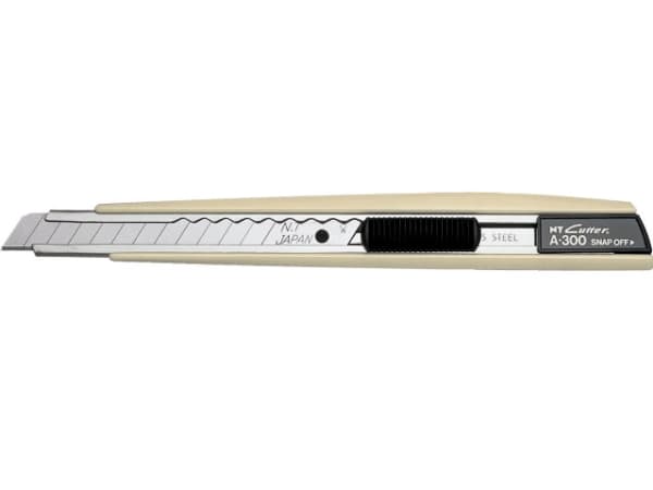NT Cutter model A-300 9mm med Grip & Auto-Lock
