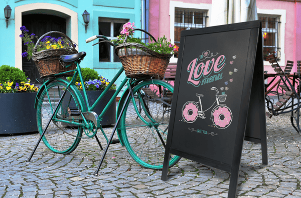 Gadeskilt Securit® 120x70 cm sort træramme