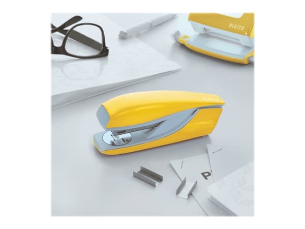 Leitz WOW 5502 - Häftapparat - 30 ark / 3 mm - 24/6, 26/6 - plast, metall - gul