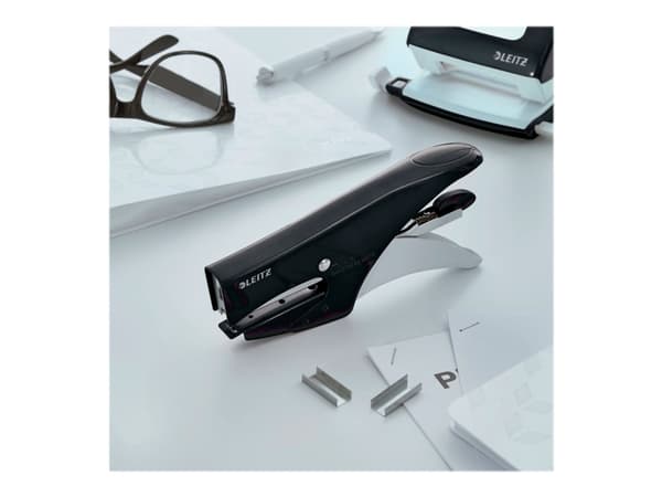 Stiftemaskin Leitz WOW 5547 15 ark sort