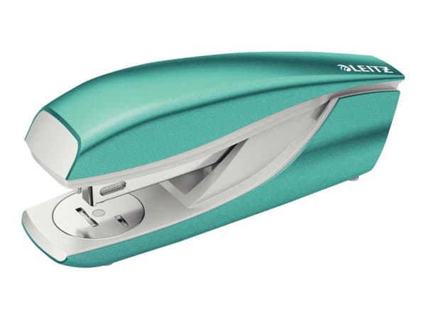 Leitz WOW - Stiftemaskin - 30 ark / 3 mm - 24/6, 26/6 - plast, metall - isblå