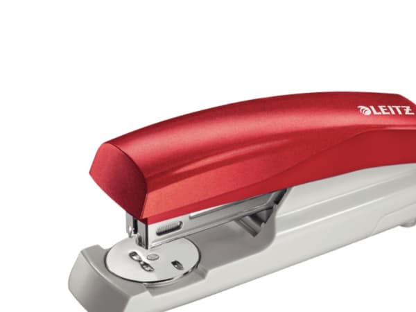 Leitz NeXXt - Stiftemaskin - 30 ark / 3 mm - 24/6, 26/6 - plast, metall - rød