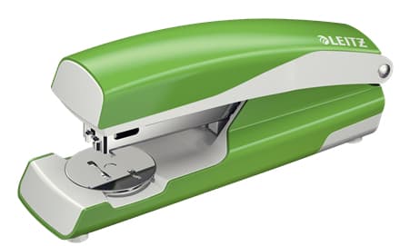 Leitz 5502 - Stiftemaskin - 30 ark / 3 mm - 24/6, 26/6 - plast, metall - lys grønn