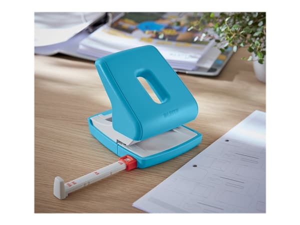 Leitz Cosy - Hullstanser - 30 ark / 3 mm - plast, metall - rolig blått