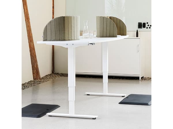 Upphöjbart och sänkbart mötesbord DNA, Björk 2600x1200 mm båtformad, Vit ram