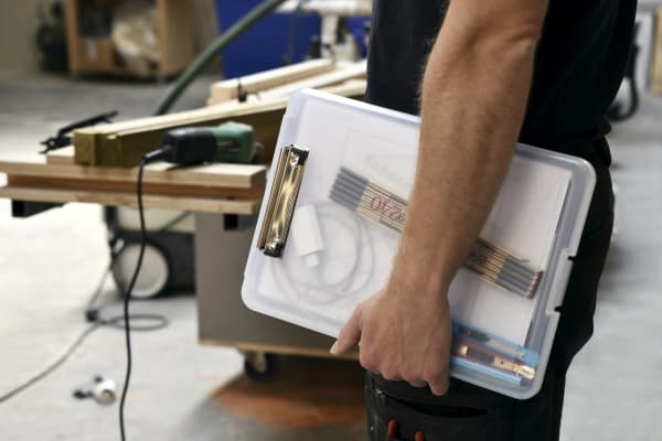 Clipboard Trolley A4 ALU/PP let at fastgøre t/vogn 80% genbrugsmat.