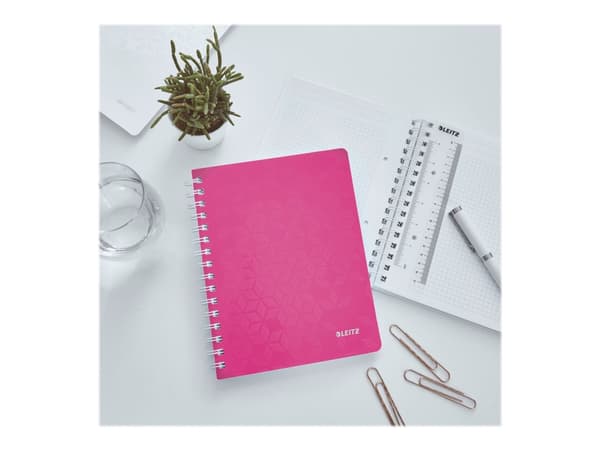 Leitz WOW, Vaaleanpunainen, A5, 80 arkkia, 80 g/m², Neliöpaperi